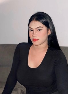 Alexa is for hire - Acompañantes transexual in Manila Photo 3 of 9