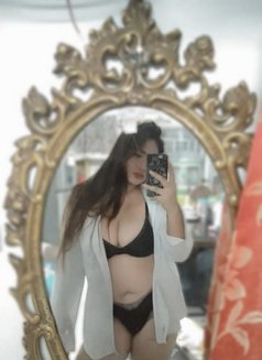 Alexa Margaux - escort in Manila Photo 8 of 11