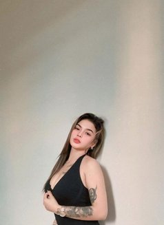 Alexa Moore - escort in Makati City Photo 6 of 9