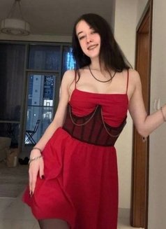 Alexa New in Dubai - escort in Dubai Photo 2 of 5