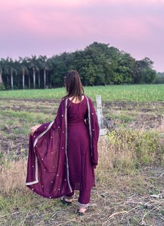 Alexa - escort in Surat Photo 8 of 9