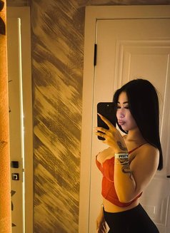 Alexa - escort in Hong Kong Photo 2 of 7