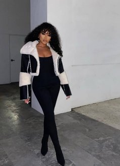 Alexa, Sexy Bitch in the Town - escort in Ahmedabad Photo 6 of 9