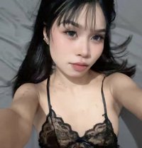 Alexa Skinny - puta in Bali Photo 1 of 6