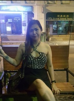 Alexa the Voluptuous Girl - escort in Hong Kong Photo 8 of 10