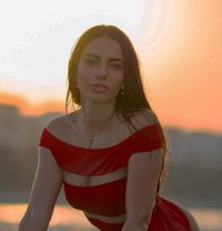 Alexa - escort in Paris