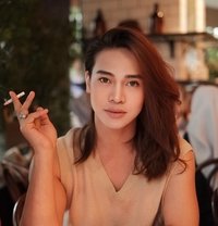 Alexaa La Gendys - Transsexual escort in Jakarta