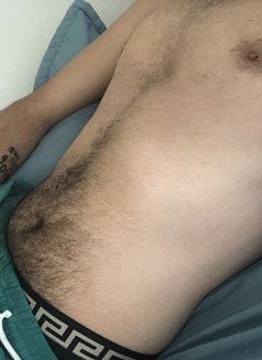 Alexander - Male escort in Beirut Photo 2 of 2