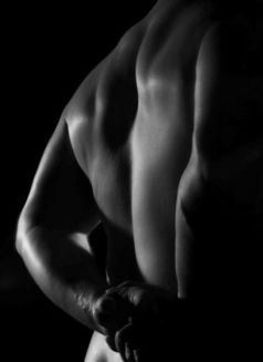 Alexander Von Francfurth - masseur in Frankfurt Photo 2 of 2