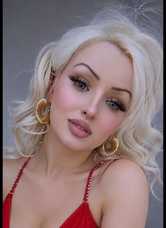 Alexandra Massage Outcall Abu Dhabi - masseuse in Abu Dhabi Photo 11 of 12