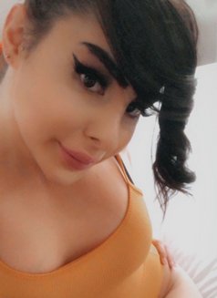 Alexandra - Transsexual escort in Berlin Photo 4 of 8