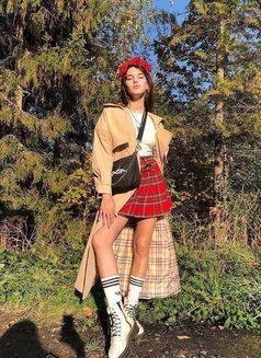 Alexandra - escort in Hong Kong Photo 4 of 6