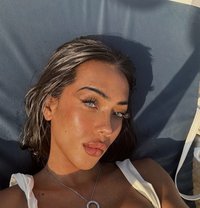 Alexandra - Masajista in Phuket