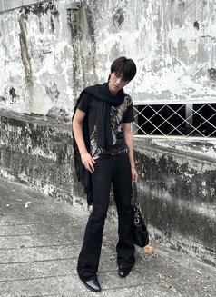 Alexbottom - Acompañantes masculino in Bangkok Photo 1 of 3