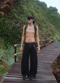 Alexbottom - Acompañantes masculino in Bangkok Photo 2 of 3