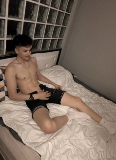 Alexcim - Male escort in İstanbul Photo 4 of 4