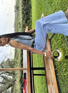 Alexis Femboy - Acompañantes masculino in Nairobi Photo 4 of 5