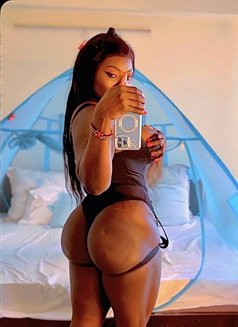 Alexis Kim independent in Noida - escort in Noida Photo 4 of 19