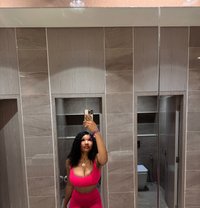 Alexis - escort in Muscat