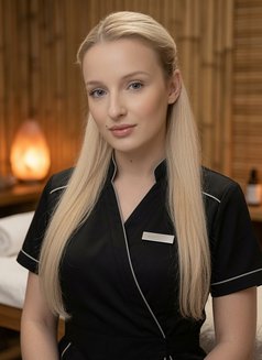Alexsandra Bms - masseuse in Dubai Photo 8 of 11