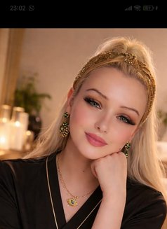Alexsandra - escort in Abu Dhabi Photo 1 of 4