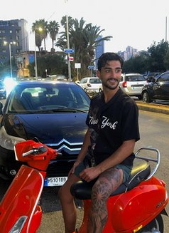 Alexsexy - Male escort in Beirut Photo 5 of 9
