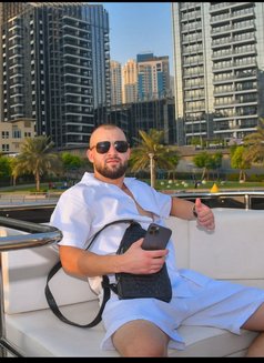Alexx - Acompañantes masculino in Dubai Photo 3 of 3
