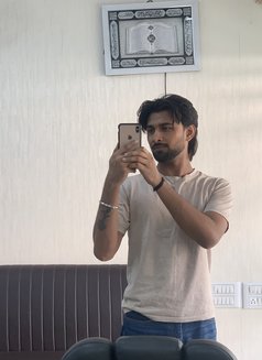 Alexx - Male escort in Bangalore Photo 6 of 6