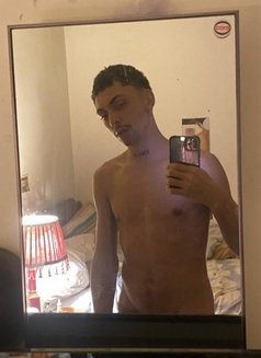 Alexandre - Male escort in Lisbon Photo 1 of 6
