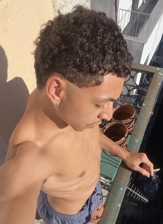 Alexandre - Male escort in Lisbon Photo 2 of 6