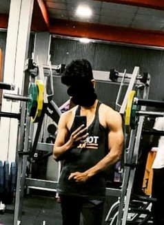 Alexx_VIP_Massage__full_couple__ladies - Male escort in Colombo Photo 1 of 6