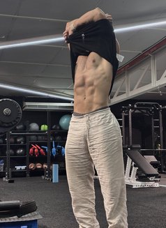 Alexxx - Acompañantes masculino in Dubai Photo 15 of 16