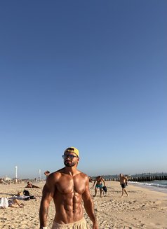 Alexxx - Male escort in Dubai Photo 17 of 17