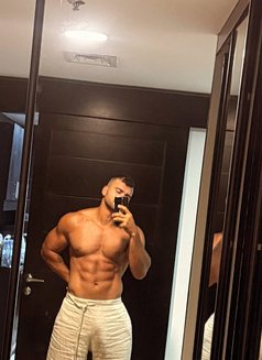 Alexxx - Male escort in Kuala Lumpur Photo 10 of 13