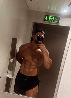 Alexxx - Male escort in Kuala Lumpur Photo 11 of 13