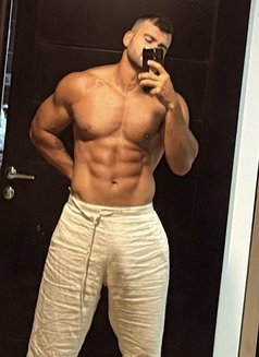 Alexxx - Acompañantes masculino in Kuala Lumpur Photo 14 of 14