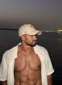 Alexxx - Acompañantes masculino in Dubai Photo 6 of 8
