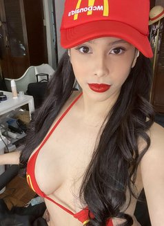 Aleyah - escort in Manila Photo 5 of 11