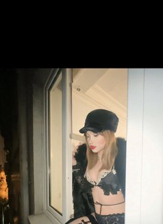 STAR ALEYNA - Transsexual escort in İstanbul Photo 9 of 10