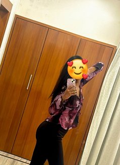 Alfajazz Dusky Personalize Beauty - puta in Bangalore Photo 3 of 6