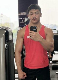 Alfarizi - masseur in Makassar Photo 18 of 21