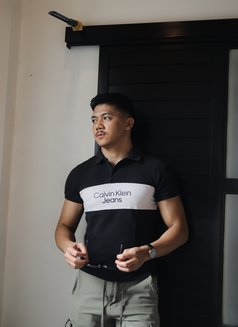 Alfarizi - masseur in Makassar Photo 19 of 21