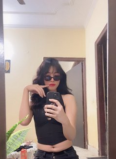 Alfi - Transsexual adult performer in New Delhi Photo 1 of 6