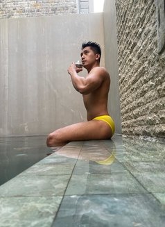 Alfredoo - Acompañantes masculino in Manila Photo 6 of 7