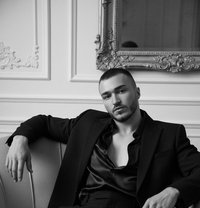 Ali - Male escort in Dubai