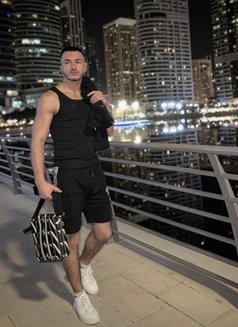 Ali - Male escort in Dubai Photo 6 of 10