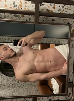 Ali - Acompañantes masculino in Dubai Photo 6 of 16