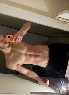 Ali - Male escort in Dubai Photo 7 of 10