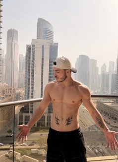 Ali - Acompañantes masculino in Dubai Photo 18 of 18