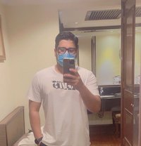 Ali Azlan - Male escort in Islamabad
